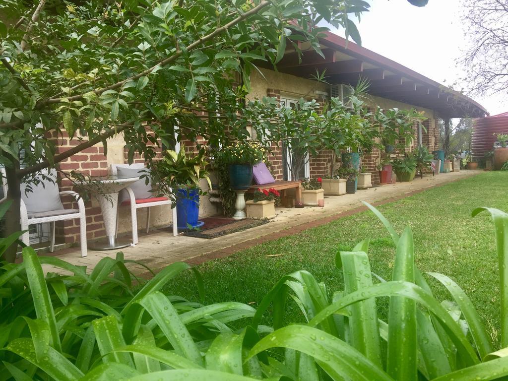 Kellers Bed And Breakfast - Perth — Photos 1